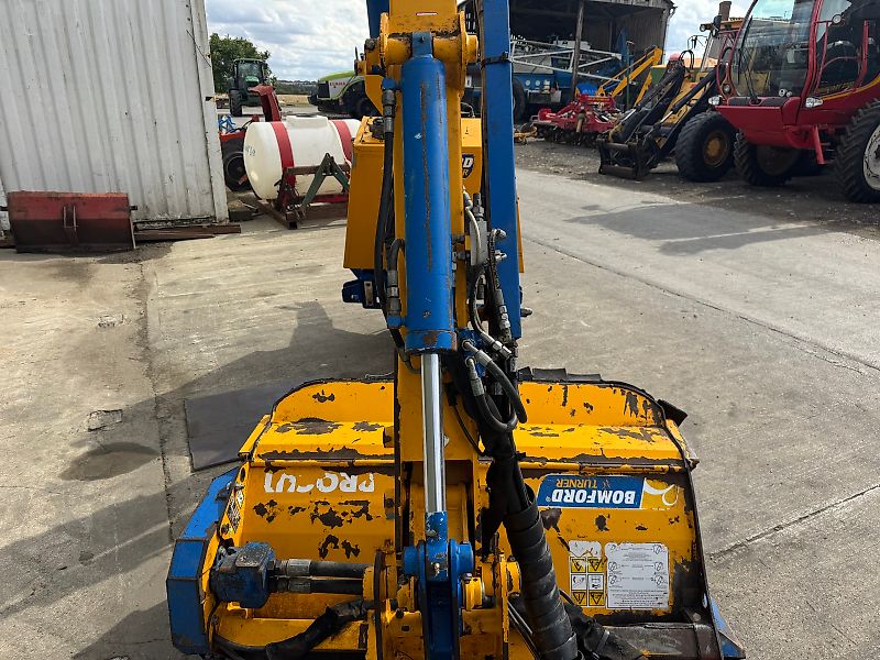Bomford Turner B81-81T Hedge Cutter
