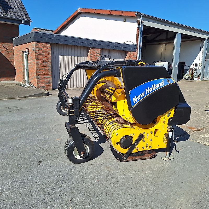 New Holland 273
