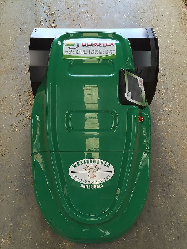 Wasserbauer Samojezdny podajnik paszy Wasserbauer Butler Gold Pro