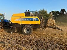 New Holland BB960A