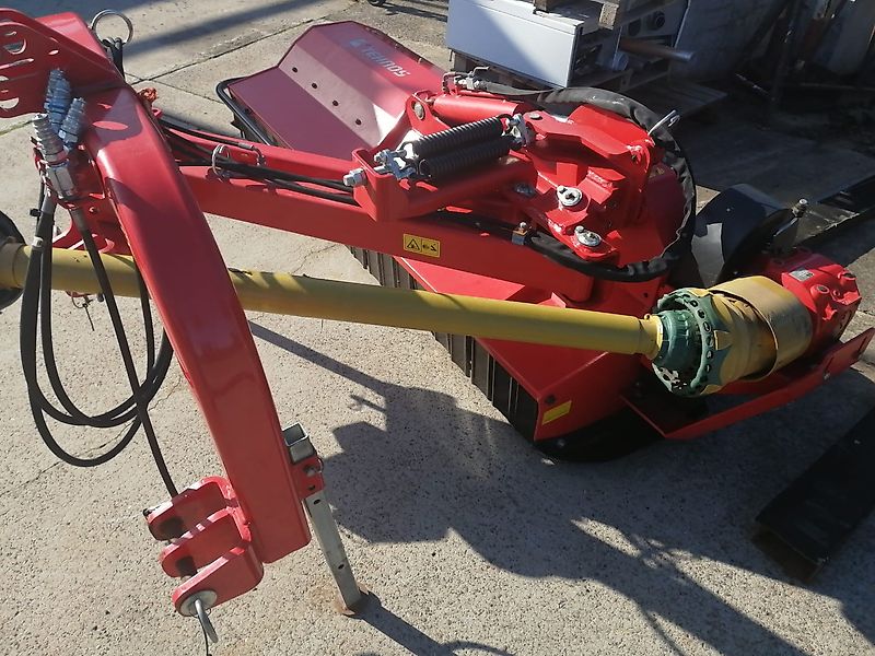 Tehnos Thenos Seitentmulcher Tehnos MB Profi LW220R Arbeitsbreite 220cm Gewicht 1042kg Seitenverschiebung 140cm 55 Grad in Gräben & 90 Grad für Wegeränder