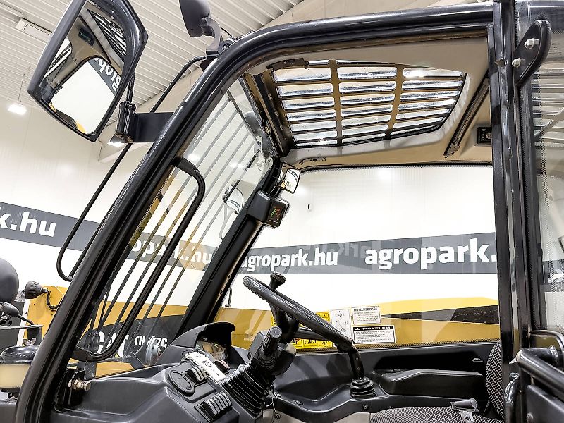 Caterpillar TH407C Agri 7,3 m, 3700 kg, air con, 150 liter pump, 126 hp CAT engine
