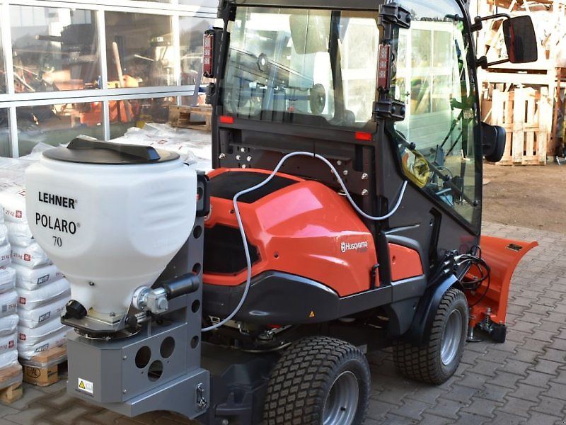 Husqvarna Rider P525 DX Winterdienst Schneeschild V-Pflug Salzstreuer