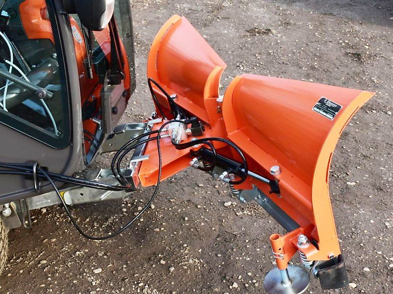 Husqvarna Rider P525 DX Winterdienst Schneeschild V-Pflug Salzstreuer