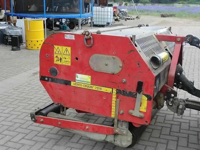 Verti-Drain 7516