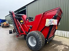 Kongskilde 5200 Stonebear **Video Below**