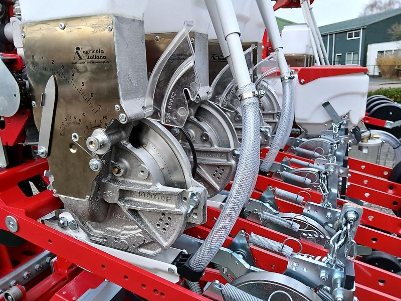 Agricola Italiana Uienzaaimachine groentenzaaimachine