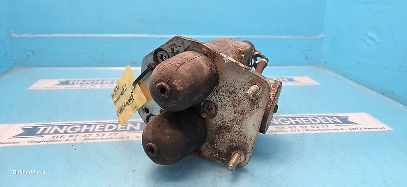 New Holland 8970 (Spare part/Reservedel/Ersatzteil)