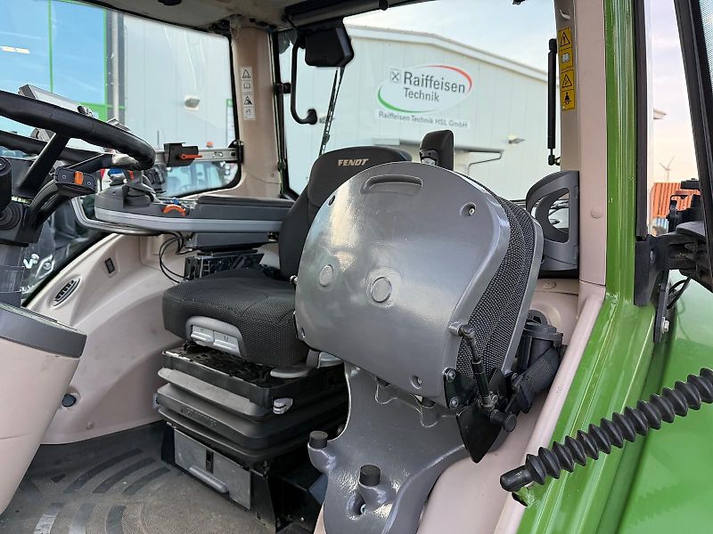 Fendt 828 Vario S4 ProfiPlus