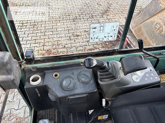 Yanmar SV15