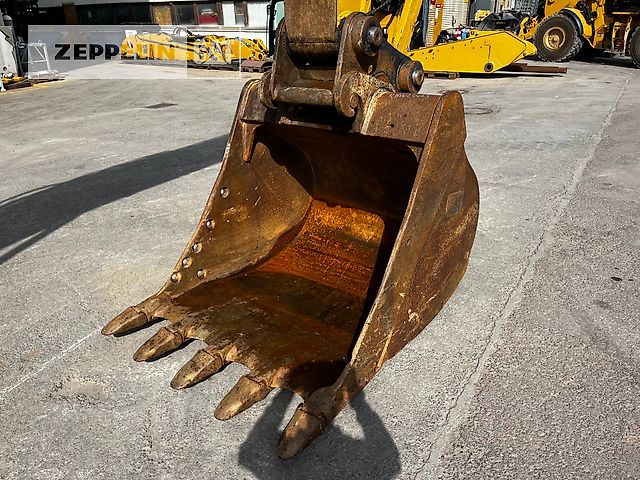 Caterpillar 325FL