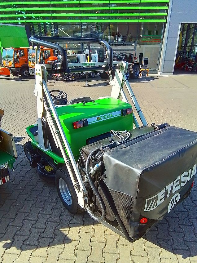 Etesia Hydro 124D
