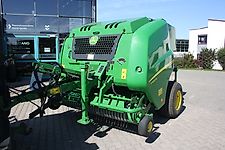 John Deere F440M