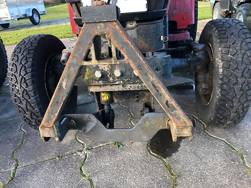 Shibaura Shibaura ST 330 HST Komunalschlepper Winterdienst Zubehör 28 km/h