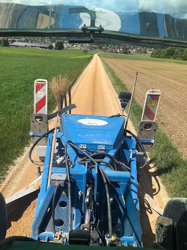 Planierschild V-förmig