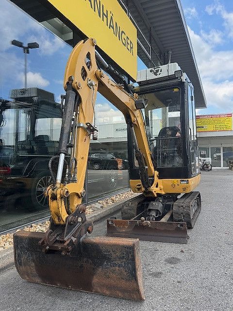 Caterpillar CAT 301.7D Minibagger Kettenbagger Schnellwechsler