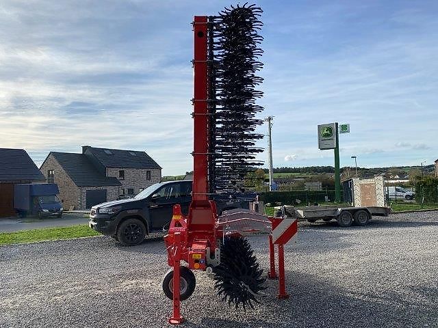 Pöttinger Rotocar V8000