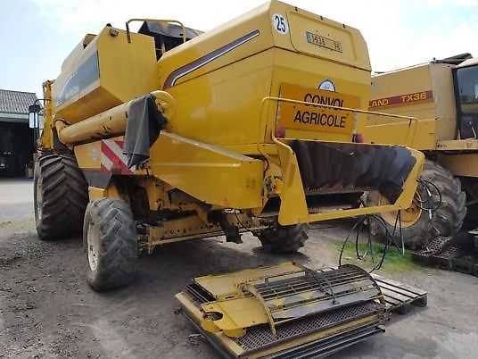 New Holland TX63 - TX65