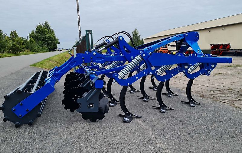 BM Maschinenbau Grubber, Mulchsaatgrubber mit Rohrstabwalze u. Scheibennachläufer