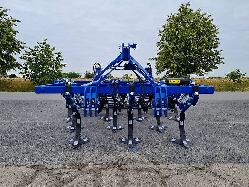 BM Maschinenbau Grubber, Mulchsaatgrubber mit Rohrstabwalze u. Scheibennachläufer