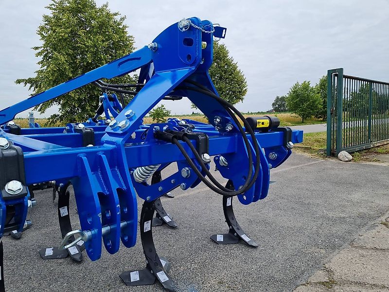 BM Maschinenbau Grubber, Mulchsaatgrubber mit Rohrstabwalze u. Scheibennachläufer