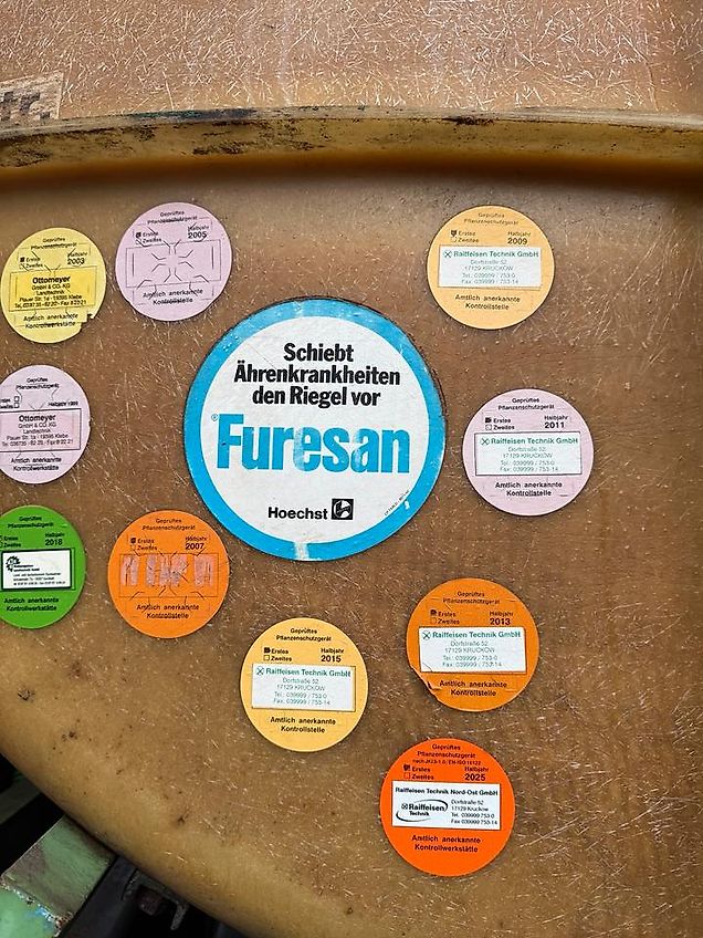 Dammann Aufbauspritze 24 Meter 2000L TÜV Guter Zustand