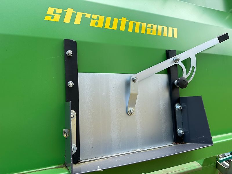 Strautmann SMK 2402