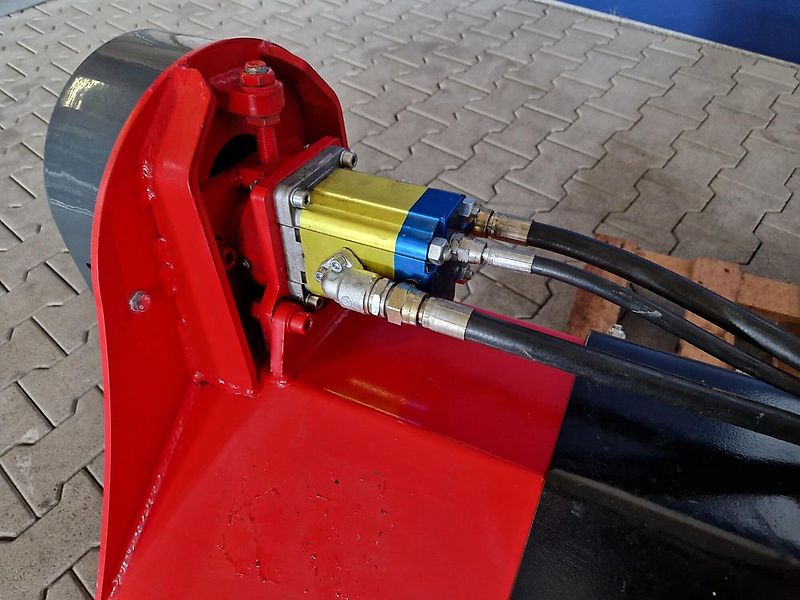 Dragone L 130 HY Hydraulischer Mulcher /Schlegelmulcher für Hoflader /Radlader