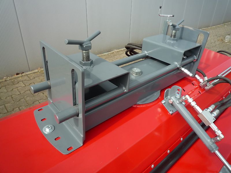 EURO-Jabelmann Kehrmaschine, Staplerkehrmaschine V 1501 GSKM, 1,50 m NEU