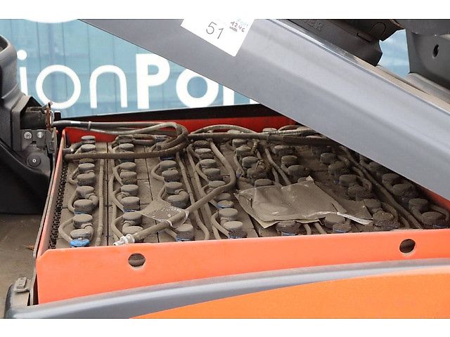 Linde E25L-01 Forklift