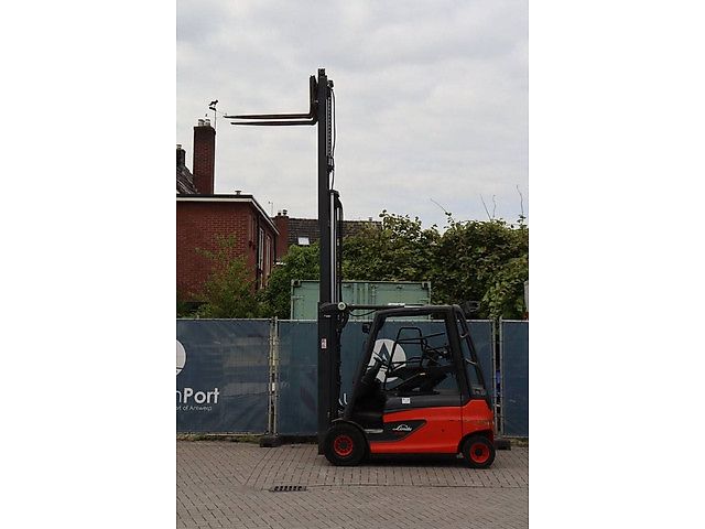 Linde E25L-01 Forklift
