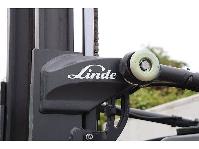 Linde E14-02