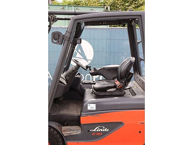 Linde E30-01