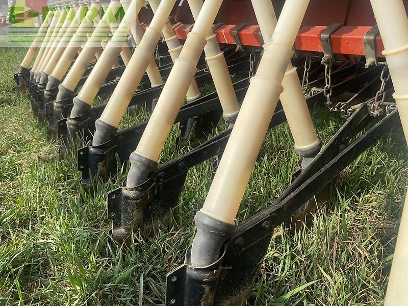 Kuhn hrb302d + reform semo 100