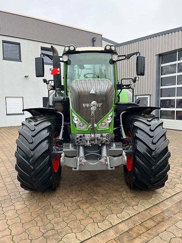 Fendt 828 Vario S4 ProfiPlus
