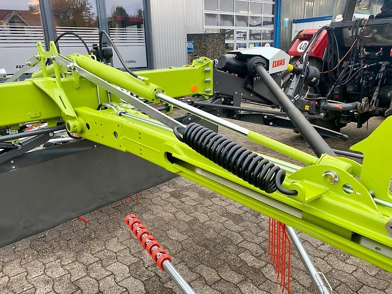 Claas LINER 2800 TREND