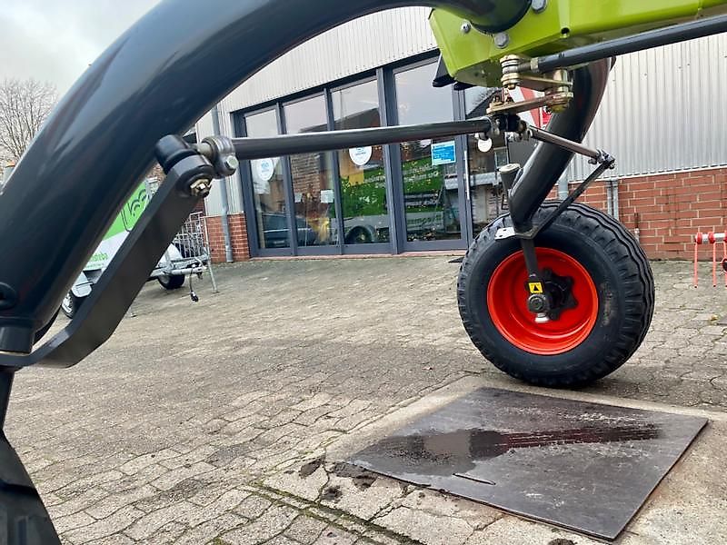 Claas LINER 2800 TREND