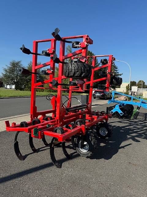 BM Maschinenbau Frontgrubber 5m hydraulisch klappbar a. Straßenbreite NEUE BAUART