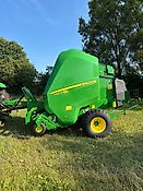 John Deere V451M