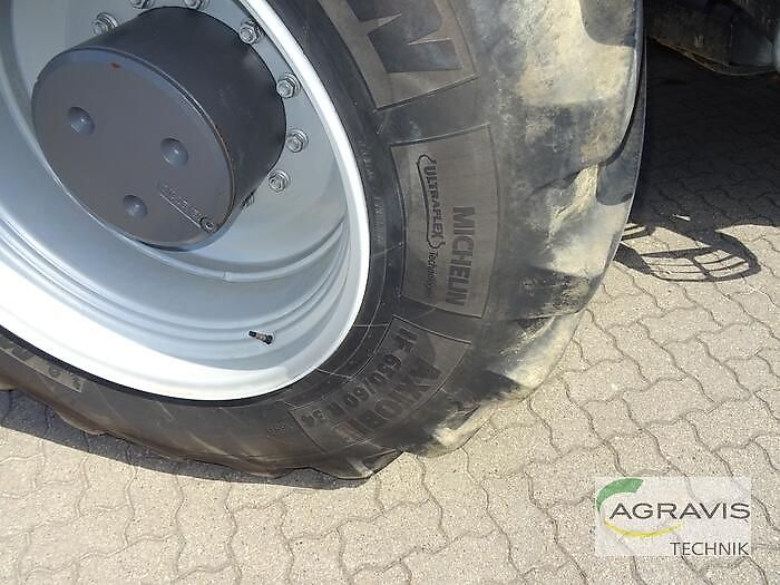 Massey Ferguson MF 8727 S DYNA-VT