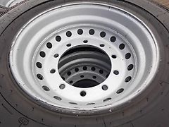 GKN 38565225 385/65R225 38565-225 385-65-22Komplettrad