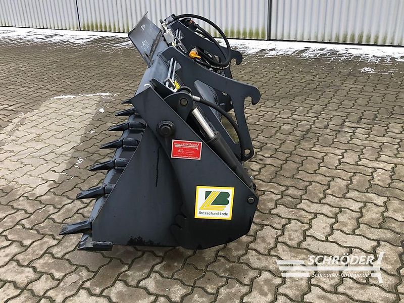 Bressel und Lade KLAPPSCHAUFEL S FÜR CAT / ZETTELMEYER