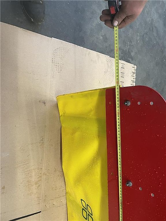 Pöttinger Schwadtuch zu Novacat 302 Cross Flow