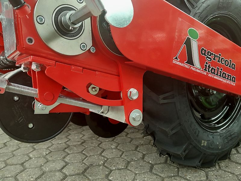 Agricola Italiana Groentezaaimachine