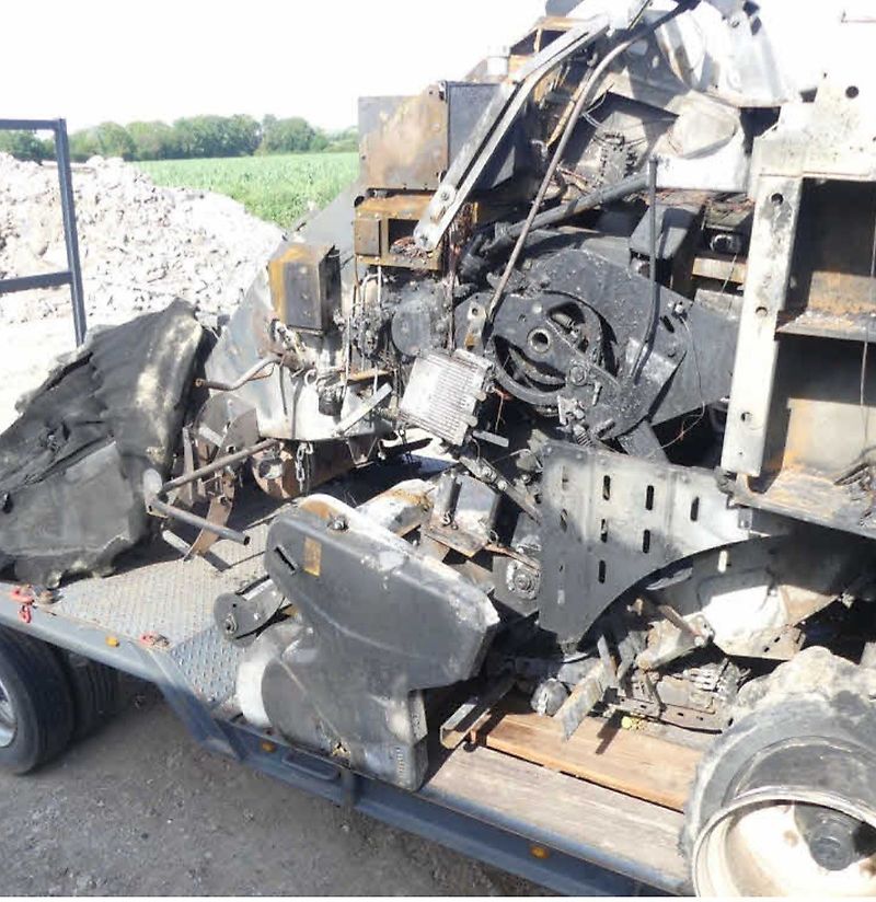 New Holland BB 1270 Brandschaden. Standort Nähe Münster