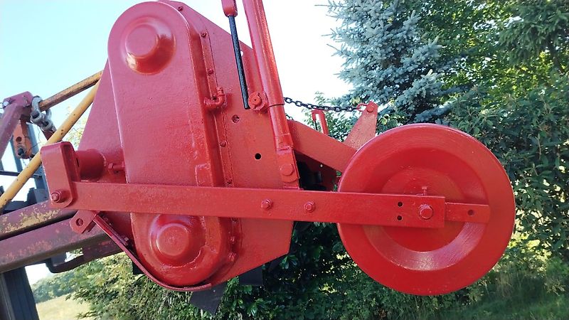 Krone Bodenfräse 205 cm Arbeitsbreite Modell RE 205 eisenbereiften Stützräder zur exakten Frästiefeneinstellung 48 Winkelmesser 100 % verstellbare Heckklappe Gelenkwelle